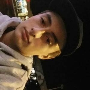 Meet your Posher, Emanuel